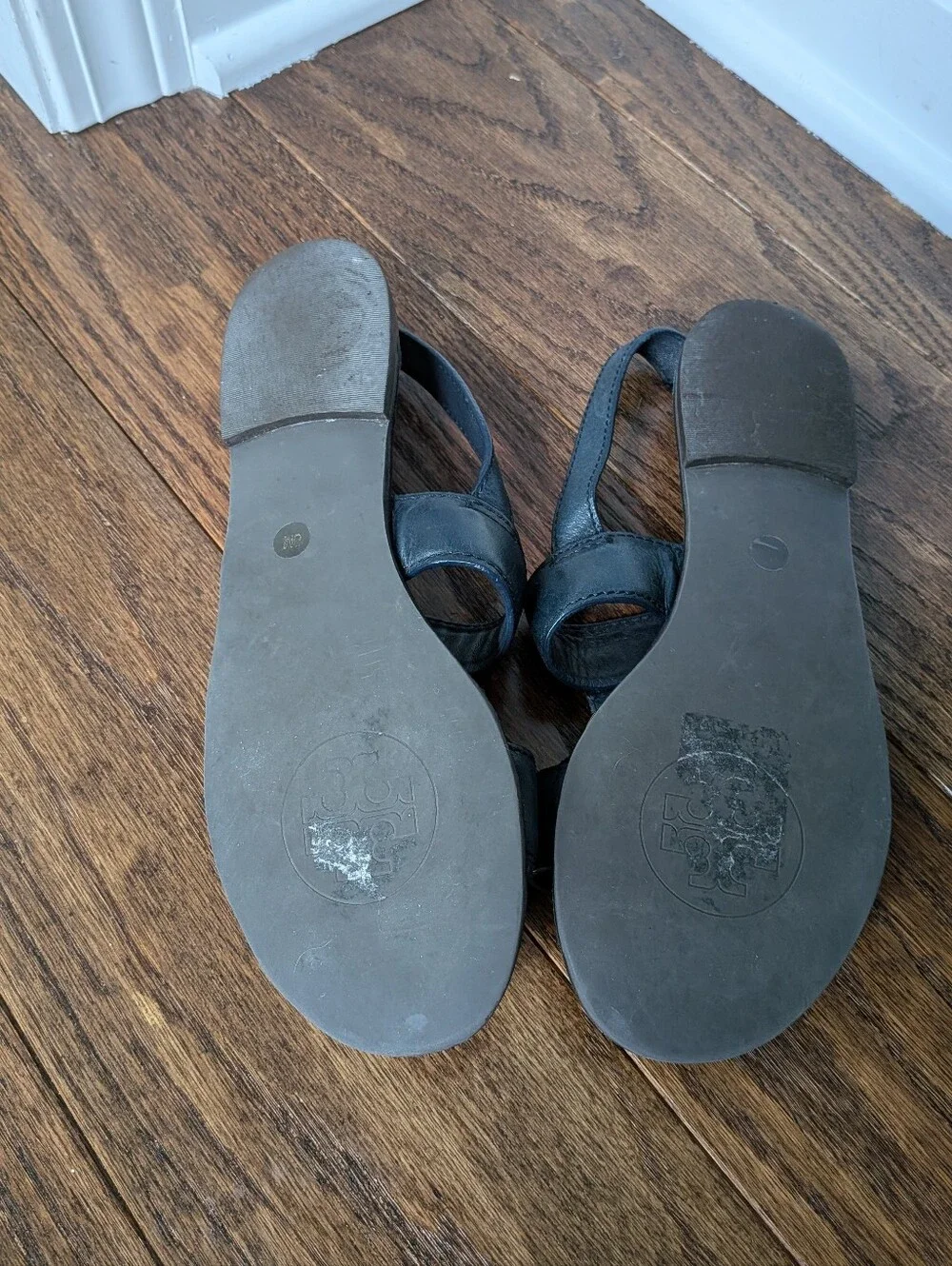 Tory Burch Women's Navy Blue Gold Leather Slingback Sandals Size 8
